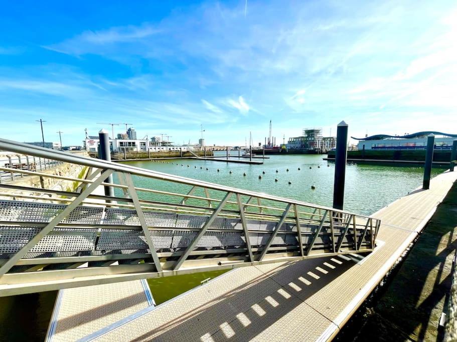 Ostend Chic, Luxe Loftstijl In Oostende المظهر الخارجي الصورة