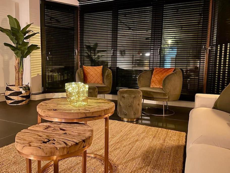Ostend Chic, Luxe Loftstijl In Oostende المظهر الخارجي الصورة
